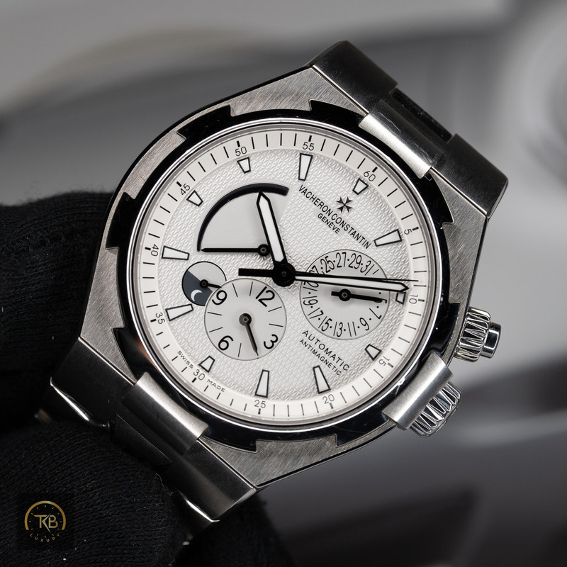 Vacheron Constantin Overseas Dual Time - Image 3