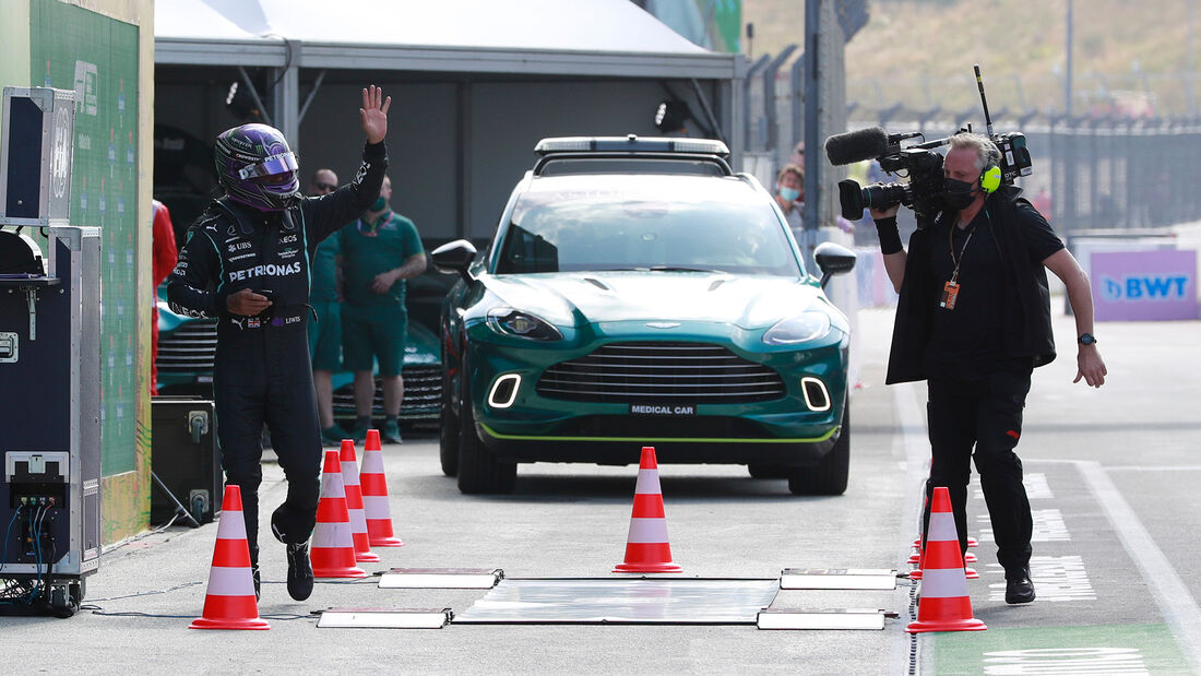 Lewis-Hamilton-Mercedes-GP-Niederlande-Zandvoort-Formel-1-3-September-2021-169Gallery-877a76ef-18291