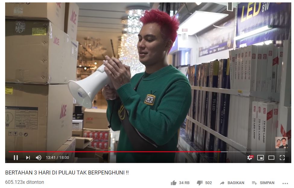 Baim Wong berbelanja sebelum berangkat ke pulau terpencil