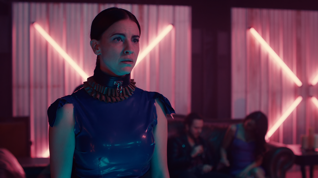 Wynonna.Earp.S04E03.Look.at.Them.Beans.1080p.10bit.AMZN.WEB-DL.AAC5.1.HEVC-Vyndros.mkv_snapshot_17.5