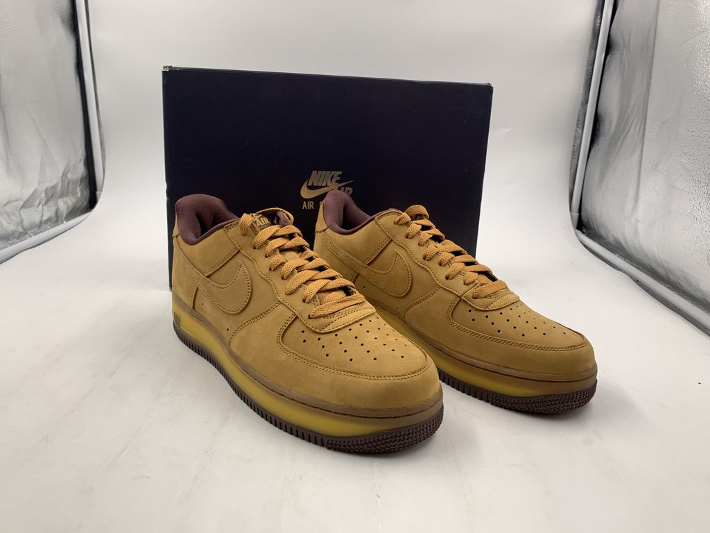 nike air force one size 8.5