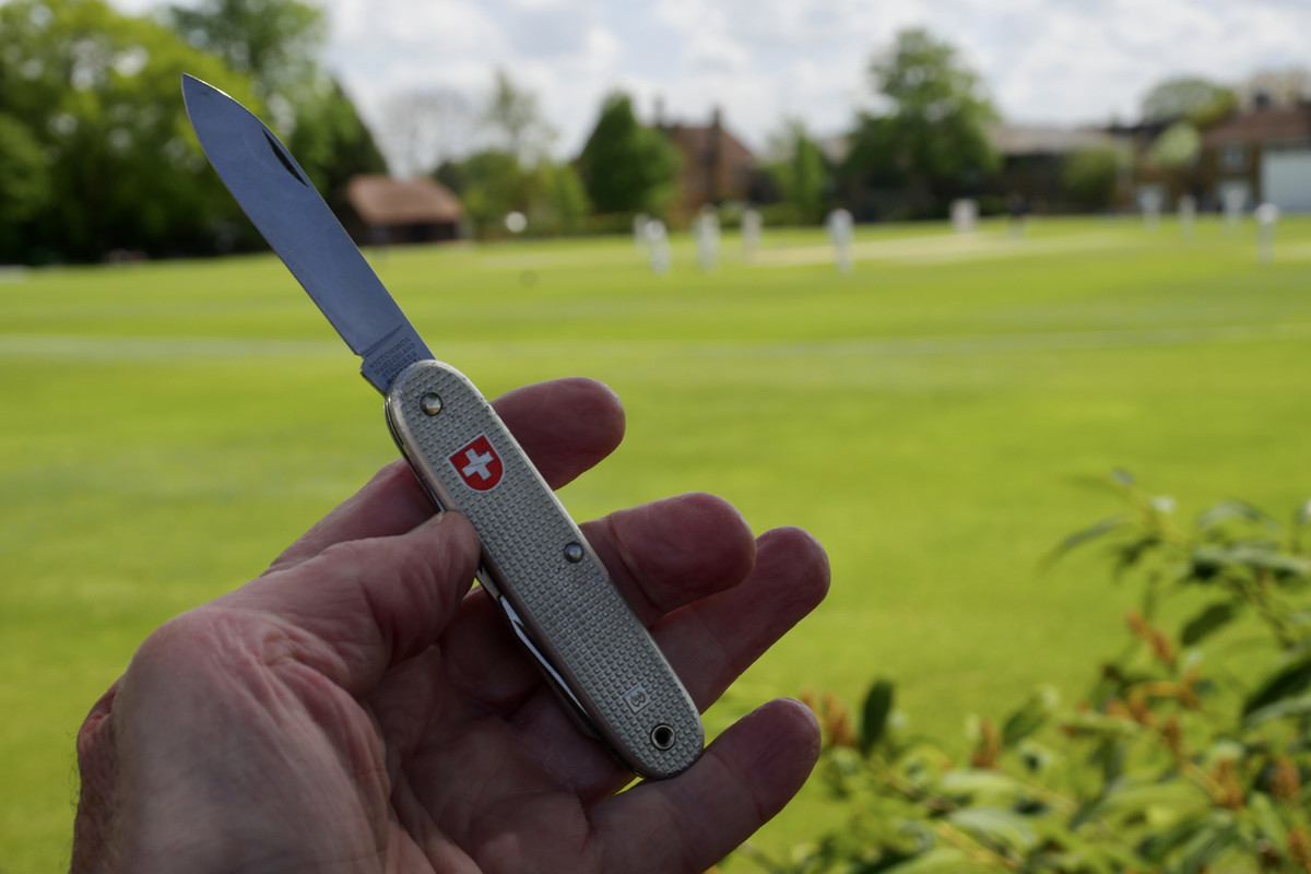 EFC22F92-242D-4665-8EA4-69B86A296504