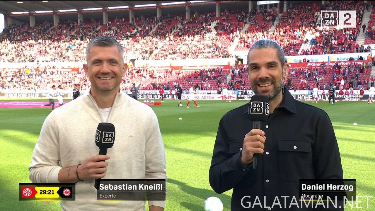 [Image: 05-04-18-50-01-DAZN-2-FHD-FSV-Mainz-05-v...08-337.jpg]