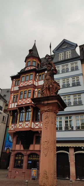 Callejeando Frankfurt y vuelta a Düsseldorf - Dusseldorf, Frankfurt, Colonia (23-26 Febrero) (6)