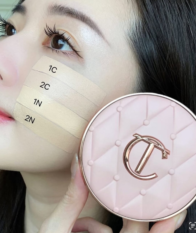 Charlotte tilbury Pillow talk Beautifying Flawless Silk blur Foundation. - image 3