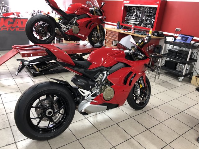 35E6BE1F-0B31-4CDE-BE81-2571F2473FCD