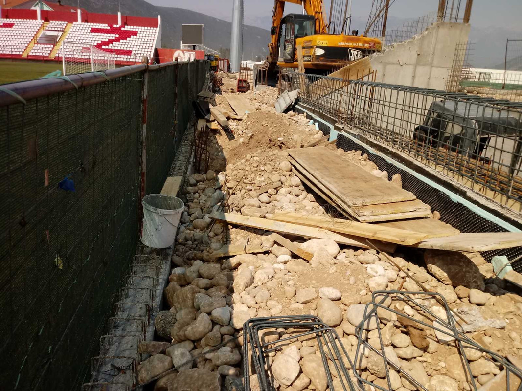 B933EC06-5629-4F31-8164-1EBB1DE0A05F