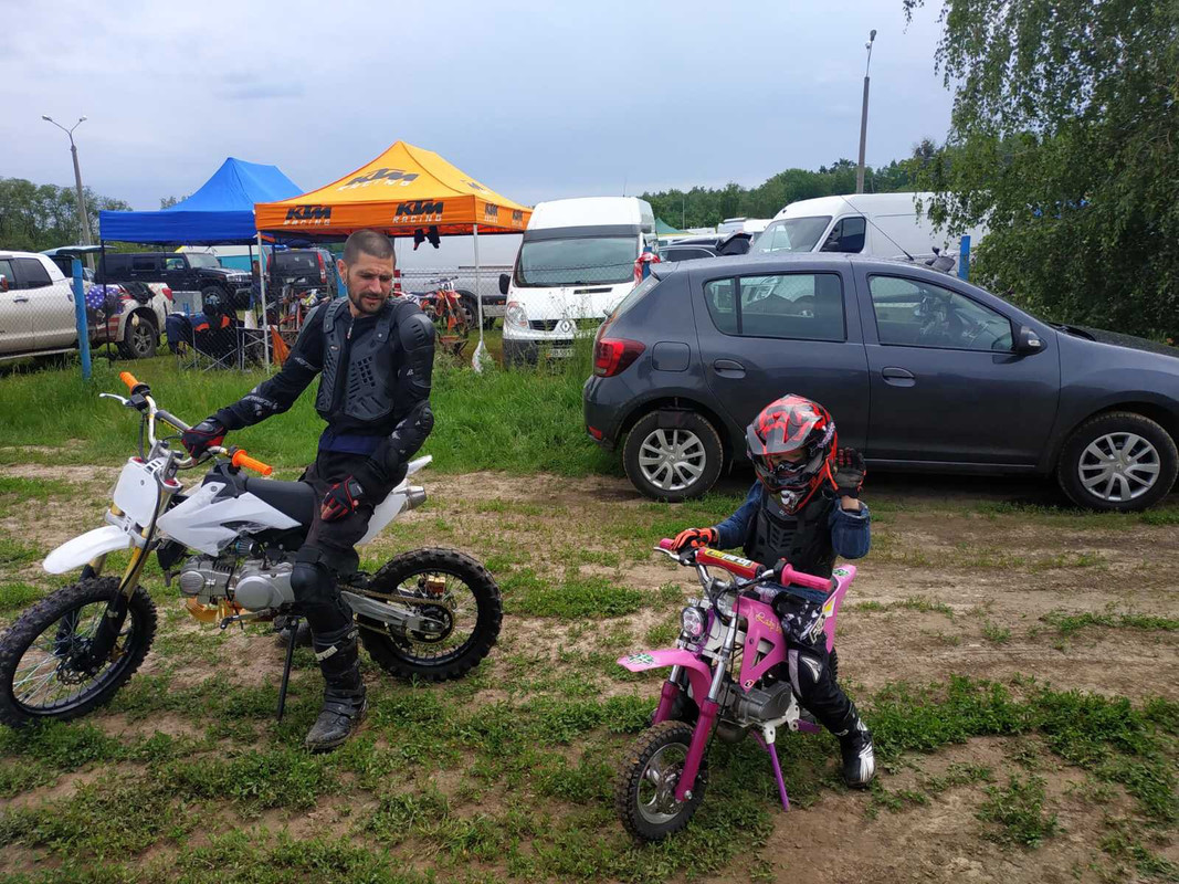 E93B462D-CB08-495C-9FE5-B756DE2BEC60