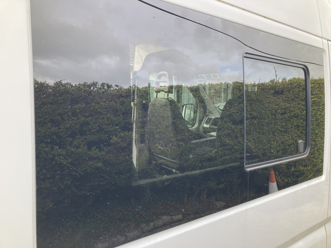 3D521B9E-DEBD-4BCD-A958-792C07350E2A