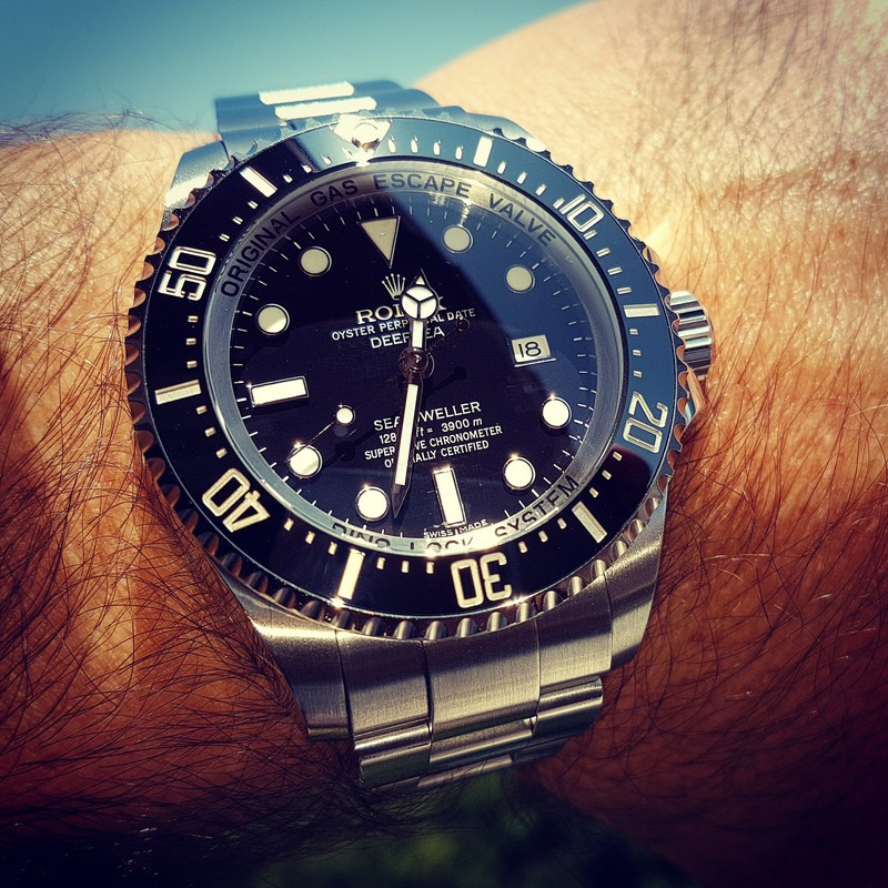 Rolex Sea-Dweller Deepsea 44mm Ref. 116660 (2)