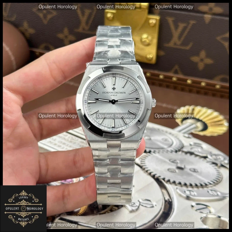 Vacheron Constantin Overseas Ultra-Thin 2000V White Dial 40mm Automatic Watch - Super Clone