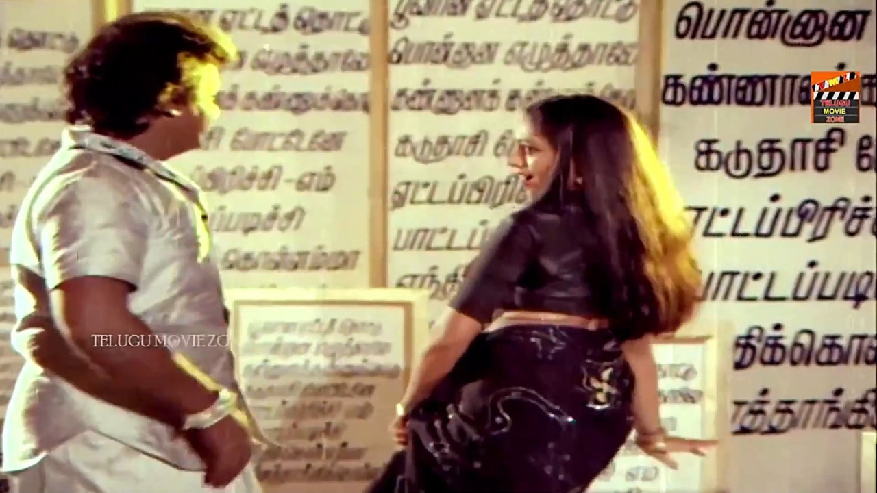 Shobana hot in saree.mkv_snapshot_02.31.185