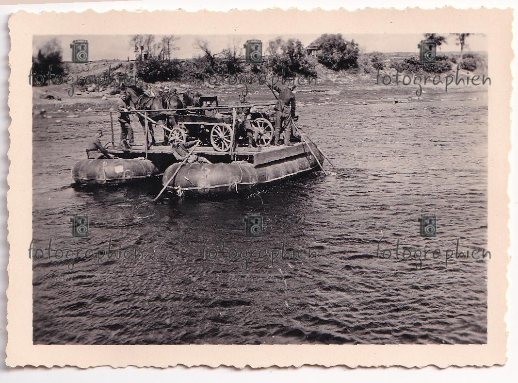org. Foto Russland Düna bei Welisch Fähre Boot Übersetzen 1942