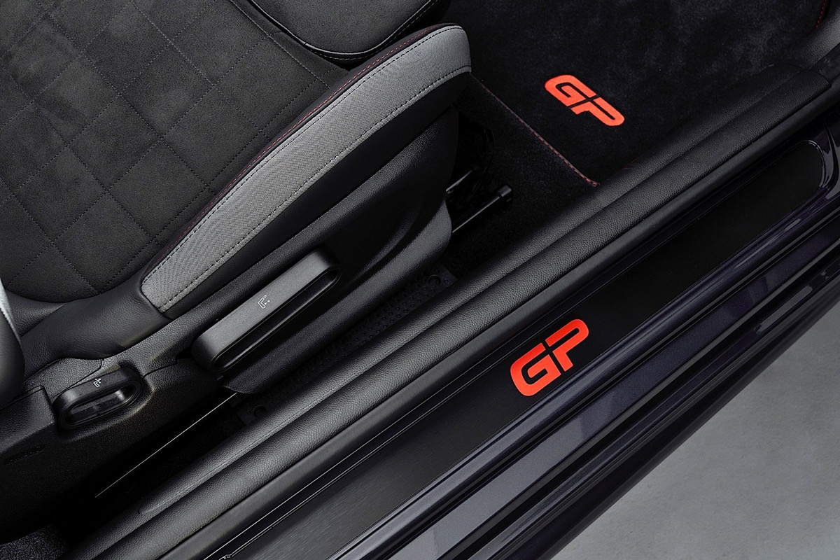 2021 MINI John Cooper Works GP (25)