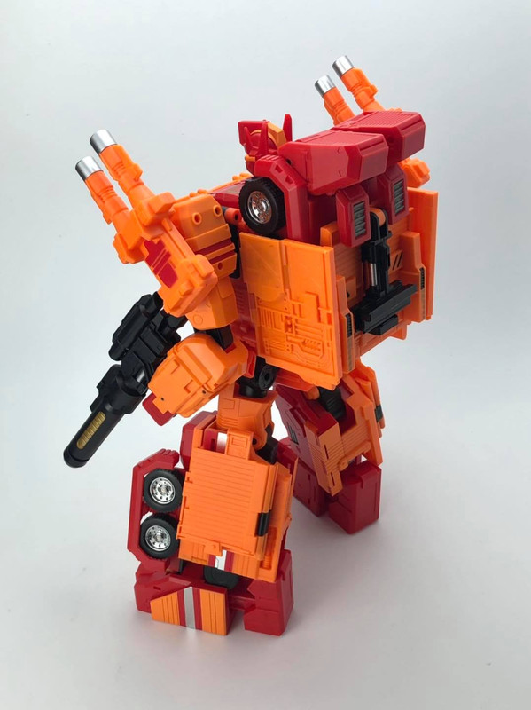 MB-06D-Orange-Power-Baser-04