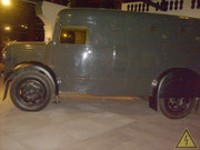 Бронированный инкассаторский автомобиь Morris-Commercial, военный музей. Оверлоон Morris-Overloon-003