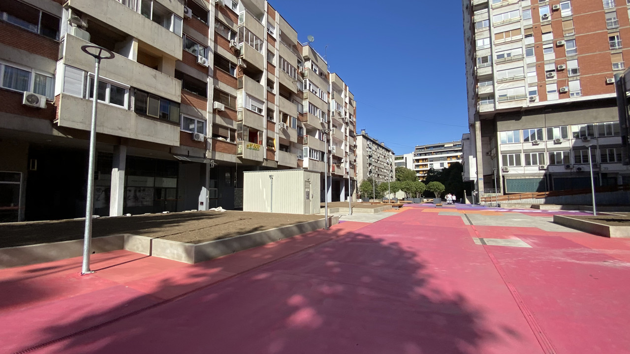 7C1FF827-2ADE-477A-BE66-8176B2E22A0F