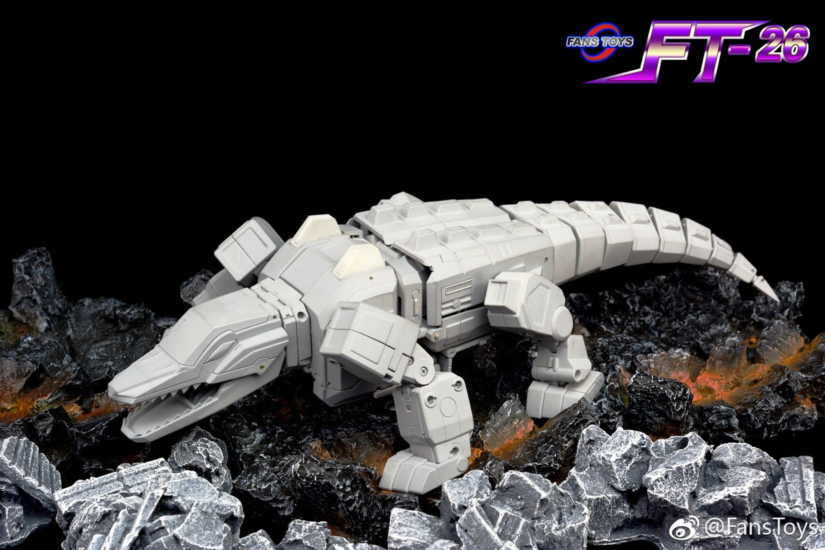 05-Fans-Toys-FT-23-Chomp