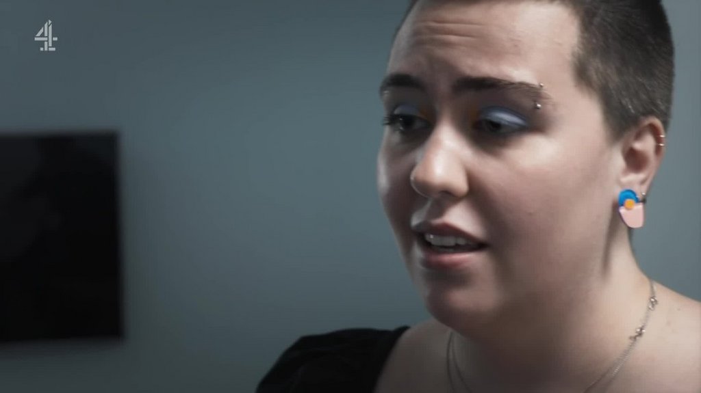 [Image: fy2ec5g7o1fj.jpg]