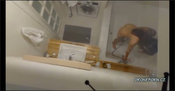 [Image: Voyeur50605110812.jpg]