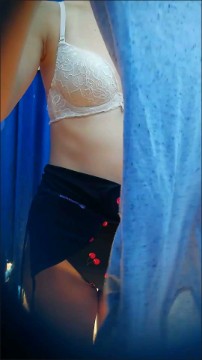 [Image: Voyeur35825142738.jpg]