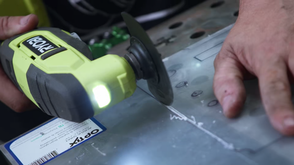 [Image: jcr4uz3y11bf.png]