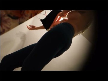[Image: Voyeur33615142303.jpg]