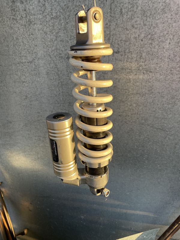 F0F3C4DC-C4A1-4194-8BA9-8A1EDF4859F3