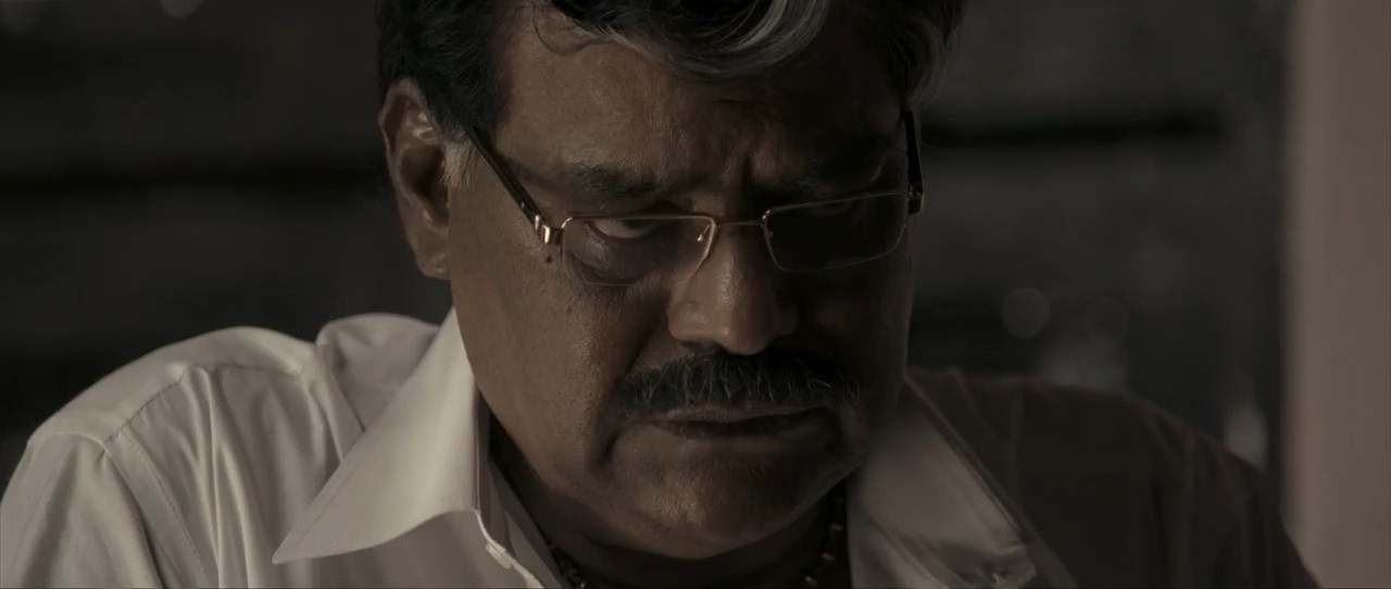 Rakht Charitra 2010 WebRip [Hindi] 480p 720p ESub Screenshot