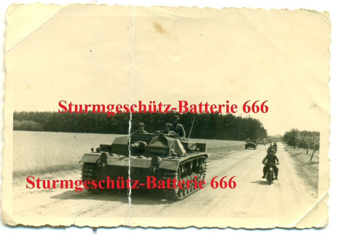 FOTO - STUG-BATTERIE 666 - STURMGESCHÜTZ - In Fa