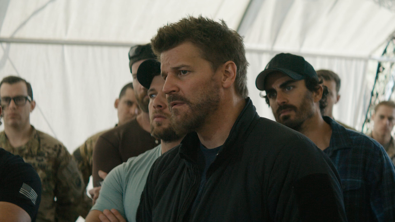 SEAL.Team.S04E01E02.1080p.WEBRip.x265-KONTRAST-001