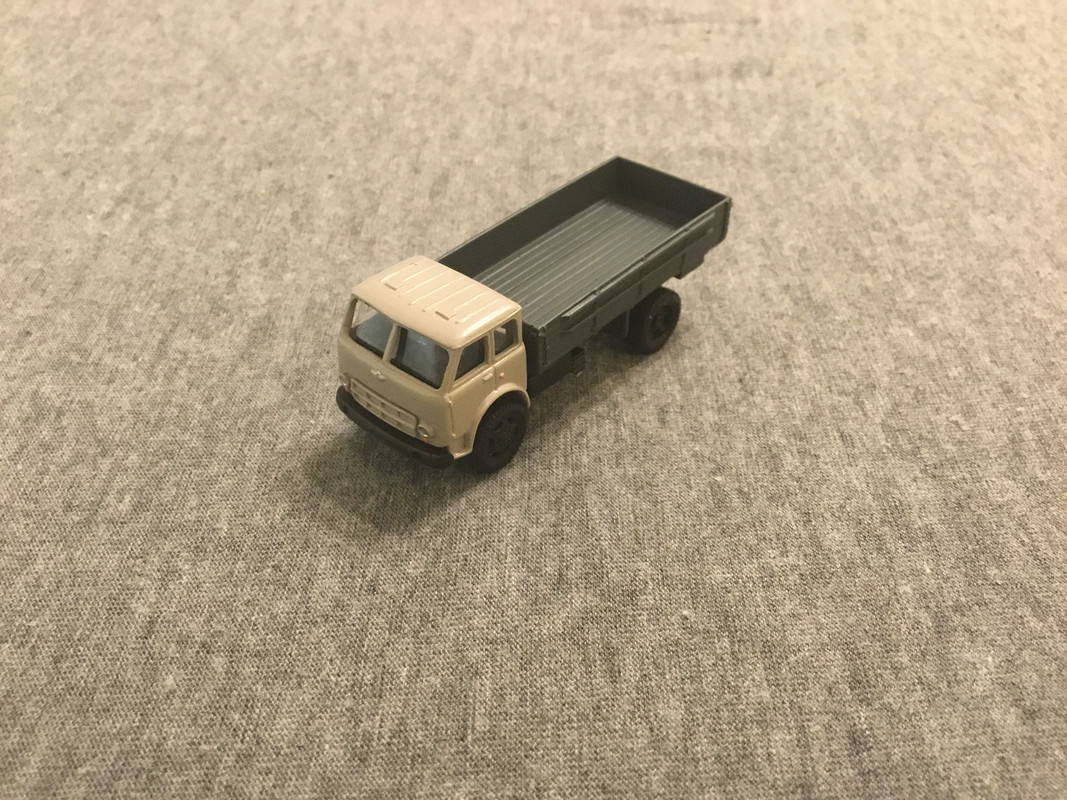 5FB4F3B8-8DB4-4A10-94F9-DC0E08F0980D