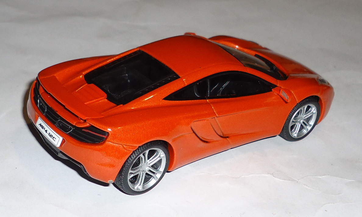MCLaren-MP4-12C1