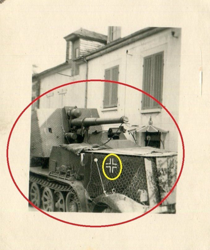 Foto WWII Pz Spähwagen mit Geschütz