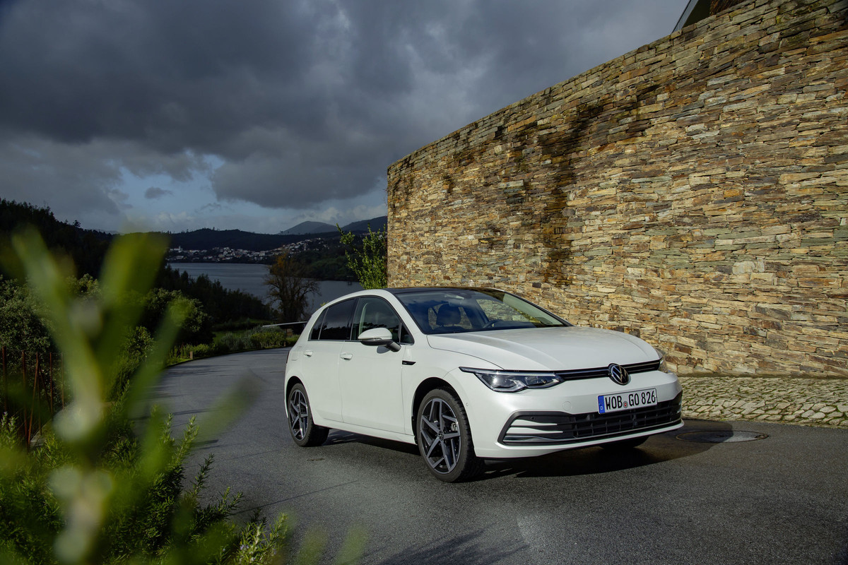 DB2019AU01957_overfull