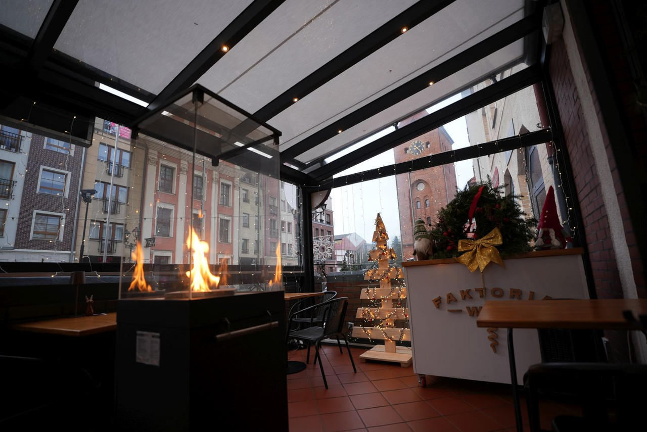 Realizacja ogrodu zimowego dla restauracji 16