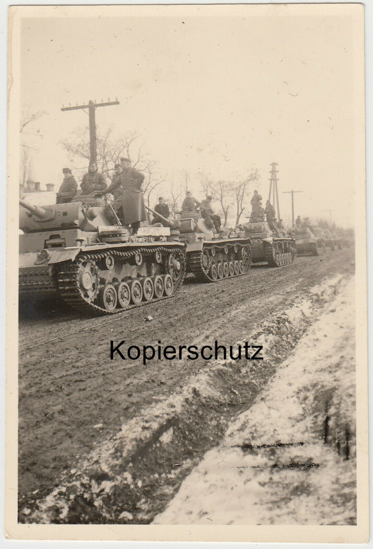 Wehrmacht Panzerkampfwagen III Panzerfahrer Panzermänner in Fahr