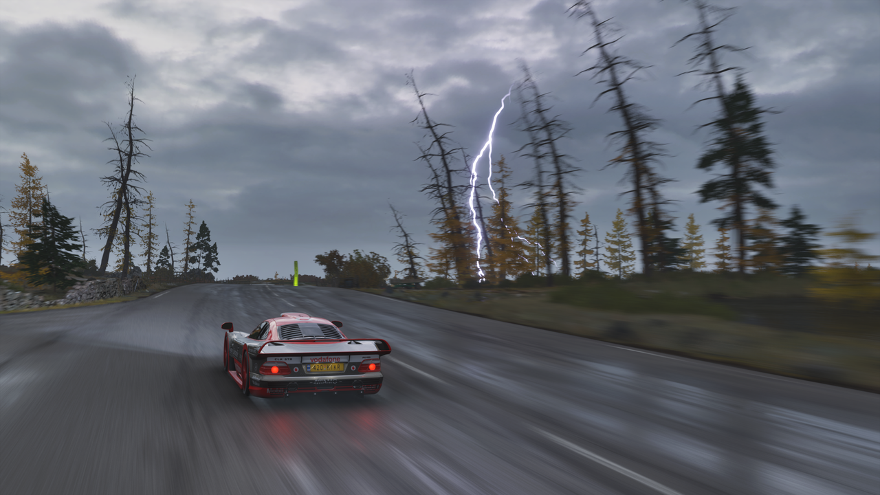 Mercedes CLK-GTR rain