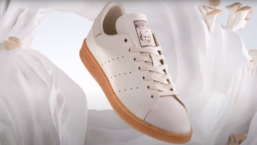 Adidas lancia le prime Sneakers realizzate con radici dei funghi