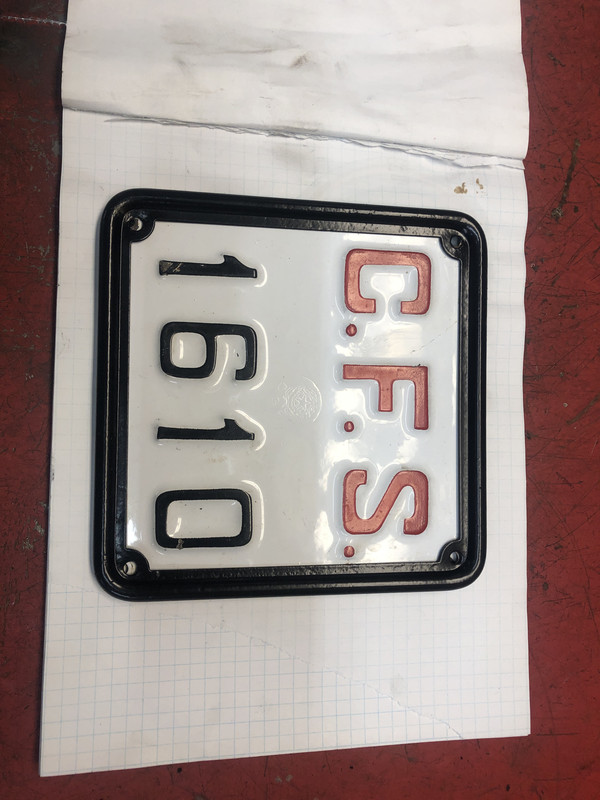 9F19F8A6-A3AA-4830-BBBA-99192D9038D2