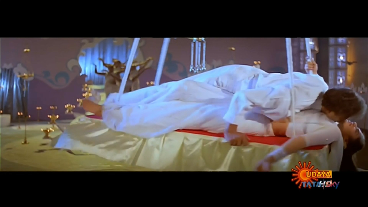Suganya Ravichandran Hot 1.mp4_20200830_192516.746