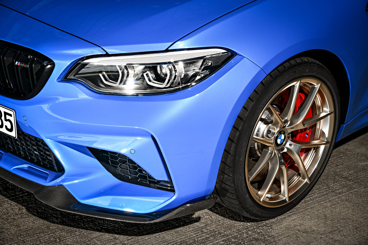 P90374224_highRes_the-all-new-bmw-m2-c