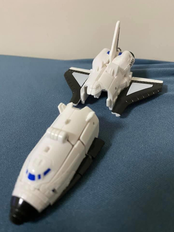 18-Earthrise-Astro-Squad