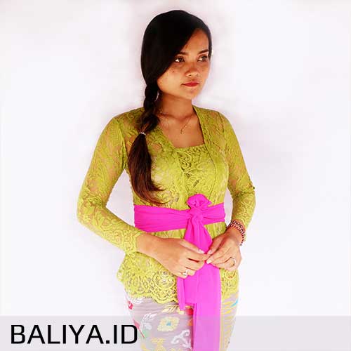 Model kebaya seragam pesta pernikahan
