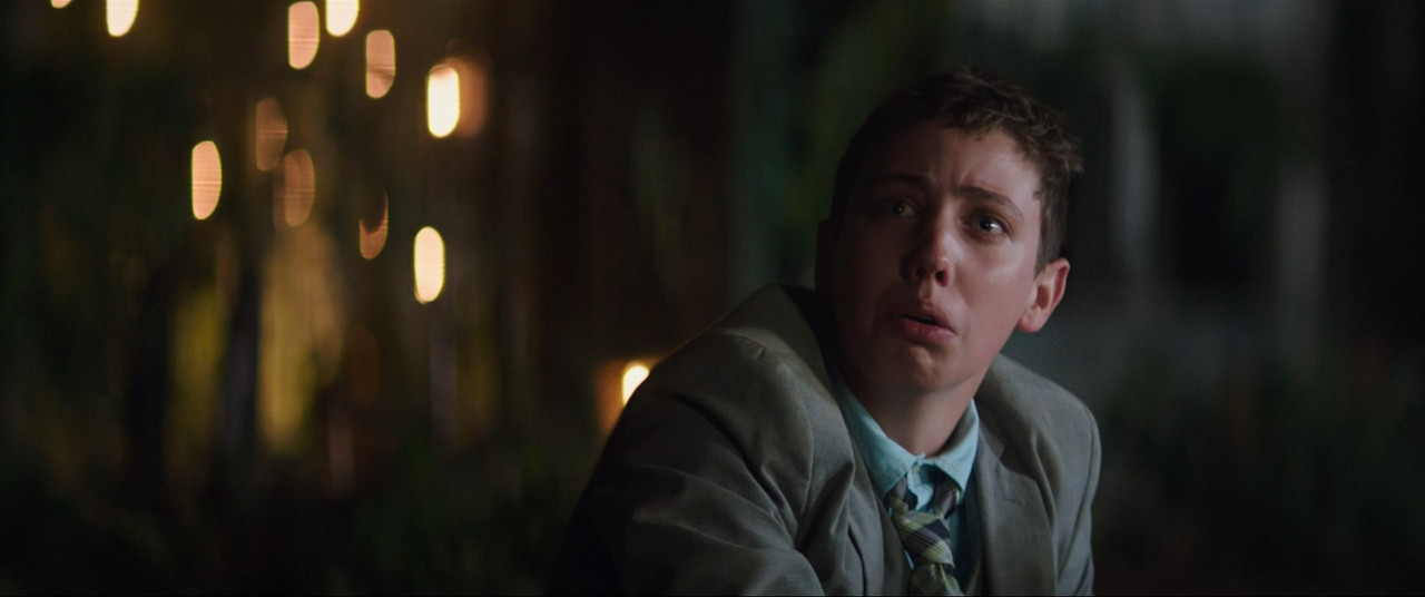 Goosebumps 2015 (1080p x265 10bit Tigole).mkv_snapshot_01.30.36_