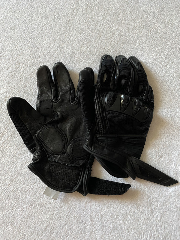 13EDAF79-EA44-4E31-A12E-CB949FA1418A