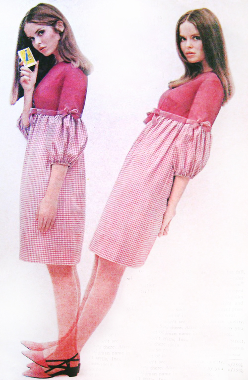 Barbara_Bach_b06