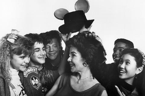 http://images1.fanpop.com/images/image_uploads/old-and-new-mmc-the-mickey-mouse-club-858989_480_317.jpg