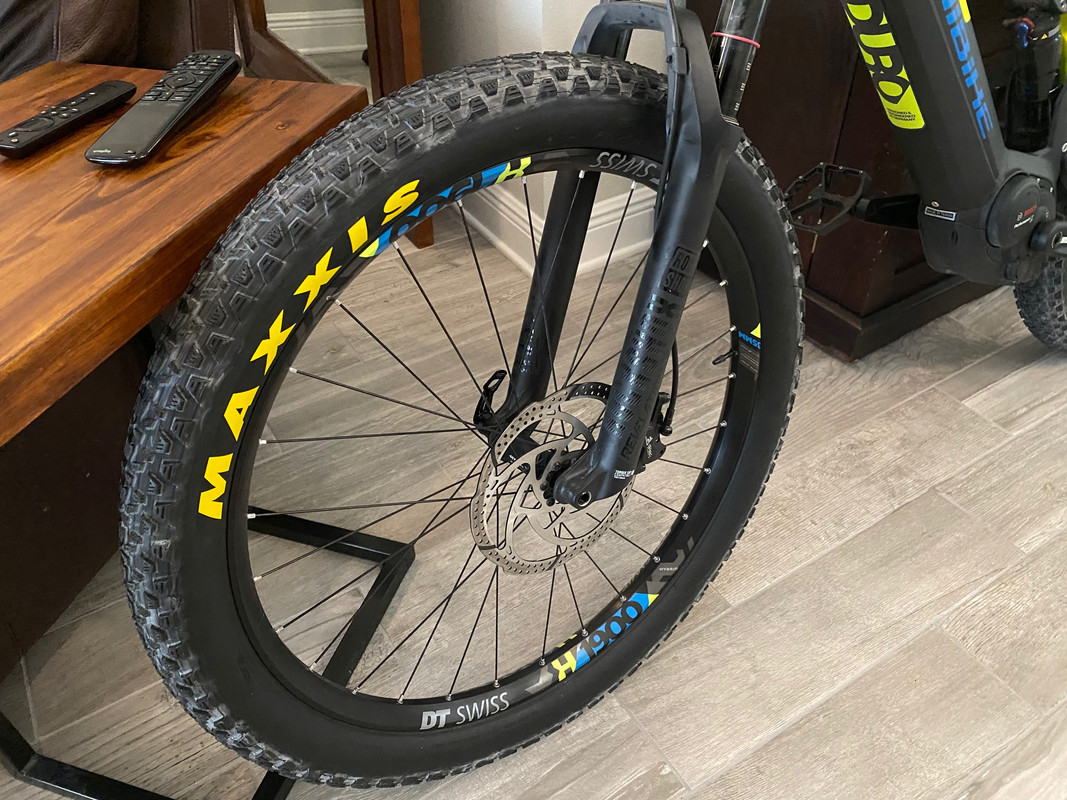 Maxxis-Chronicle.jpg