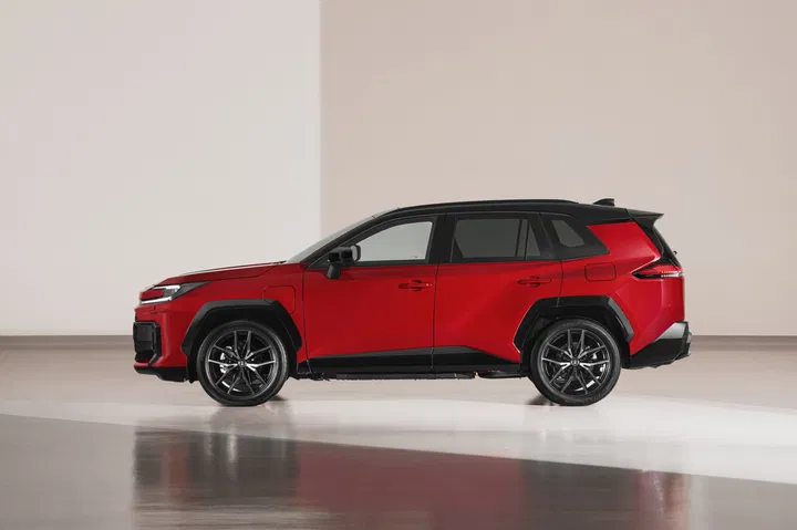 toyota-rav4-gr-sport-2026-16-682d6d07da3e1.webp